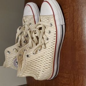Converse womens size 6.  All star chuck taylor high top crochet lace cotton.